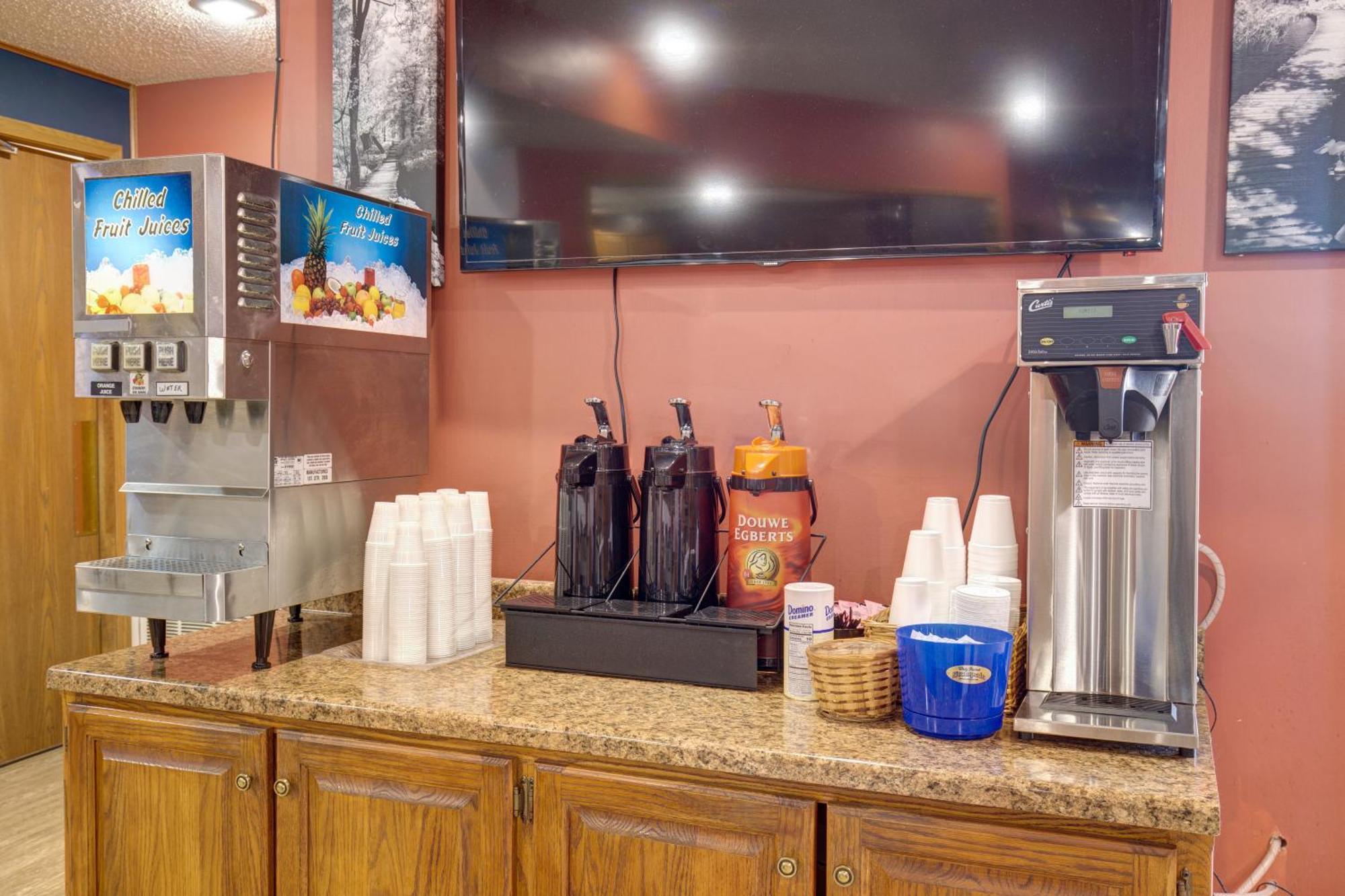 Hotel Ramada By Wyndham Branson Theatre District Extérieur photo