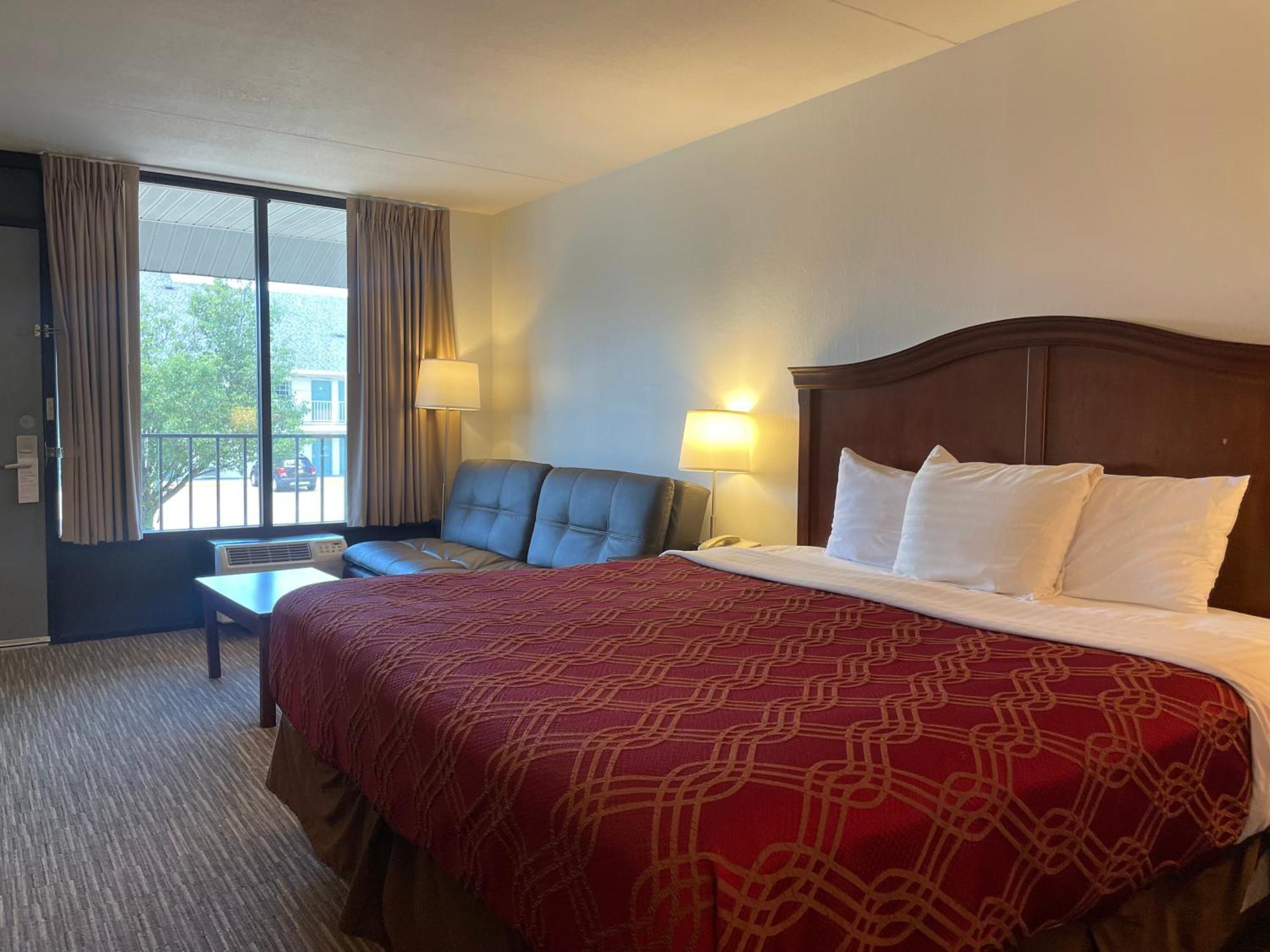 Hotel Ramada By Wyndham Branson Theatre District Extérieur photo